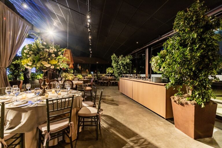 Luxurious event setting with ambient lighting and sparkling ceiling